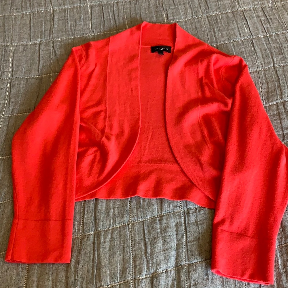 Cropped cardigan.